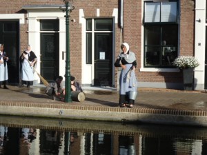 Historische Theatertour Stadshart Maassluis 11 juni 2014 041